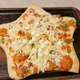 Image for article titled You Might Want to Avoid ALDI’s Star-Shaped Pizzas This Holiday Season